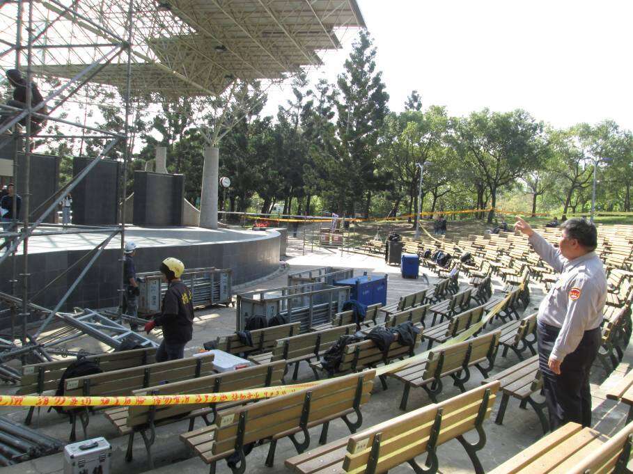 Staff Clear Crowd from Venue before Mayday Concert at Daan Forest Park