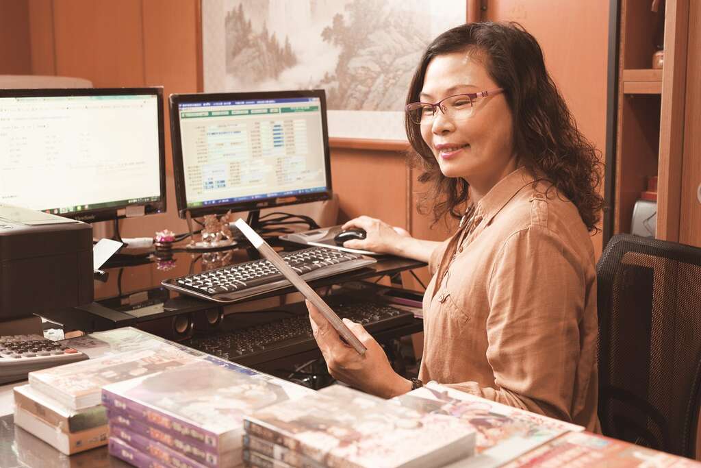 台北畫刊106年5月第592期—台北城的人文盛宴　重慶南路書店街　打造人文城市風景