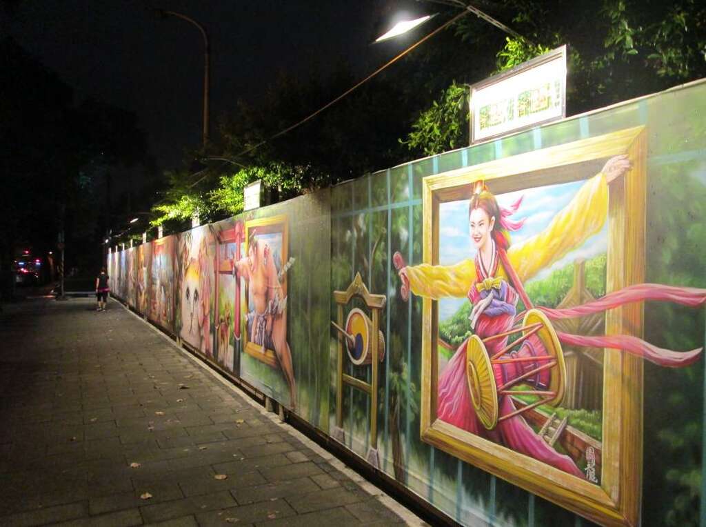 (图8) 3D立体地景为夜间带来温馨气息