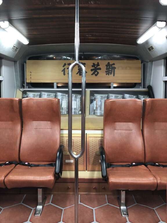 うれしい驚きが待っている！「緑17」が旧市街地区観光バスに変身，万華、大稲埕の観光がより便利に
