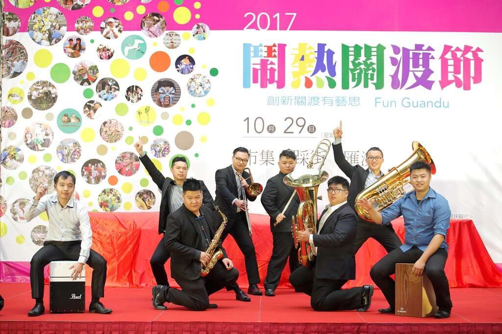 他拉喇叭团开场展现关渡深耕艺术成果