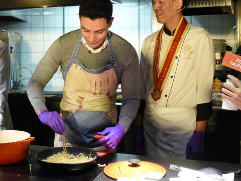 City Holds Culinary Event to Mark First Day of Visa Waiver Policy for Filipinos