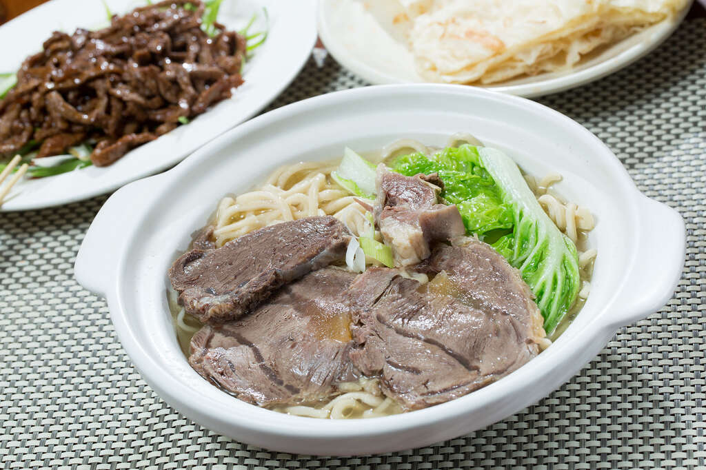 清真中国牛肉面食馆
