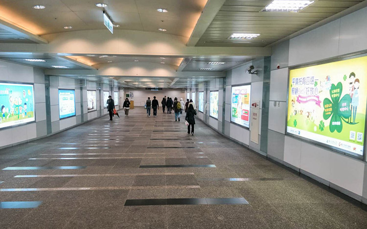 連通道燈箱示意
